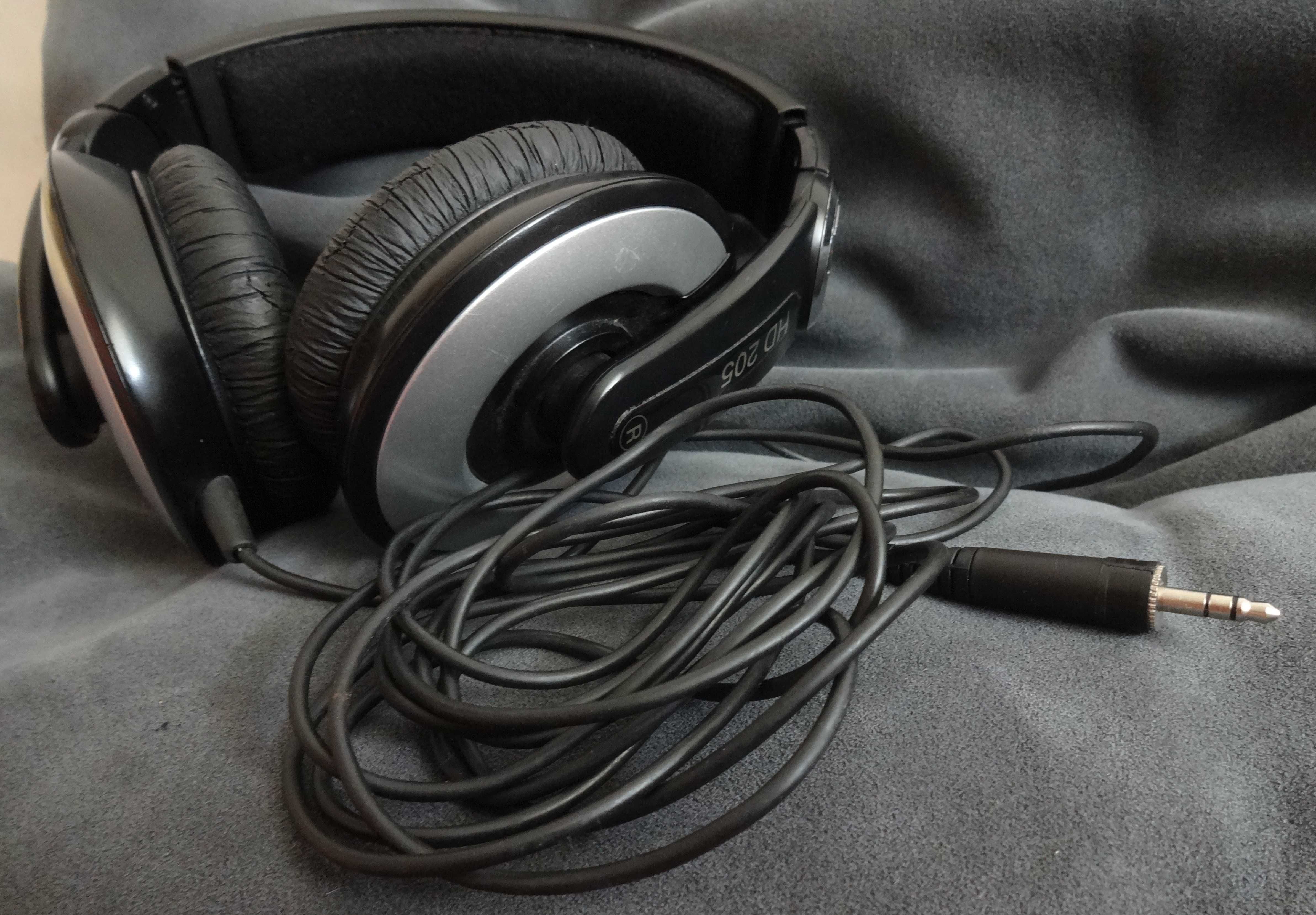 Sennheiser hd 205- dla DJ-ów (uchylana słuchawka), bas poniżej 20 Hz