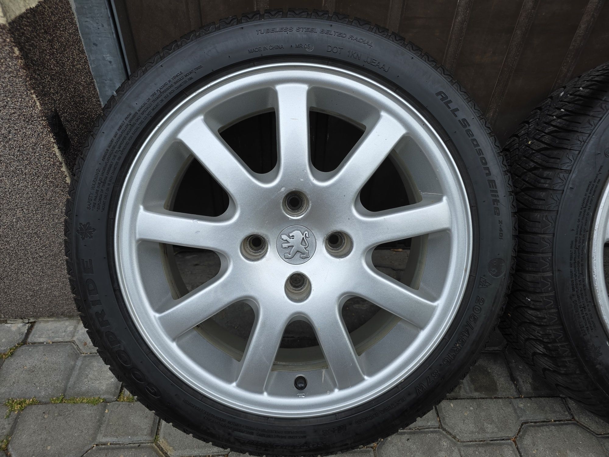 Felgi z oponami 205/45R16 Peugeot 206 4x108 Partner 207 C2 C3 Berlingo