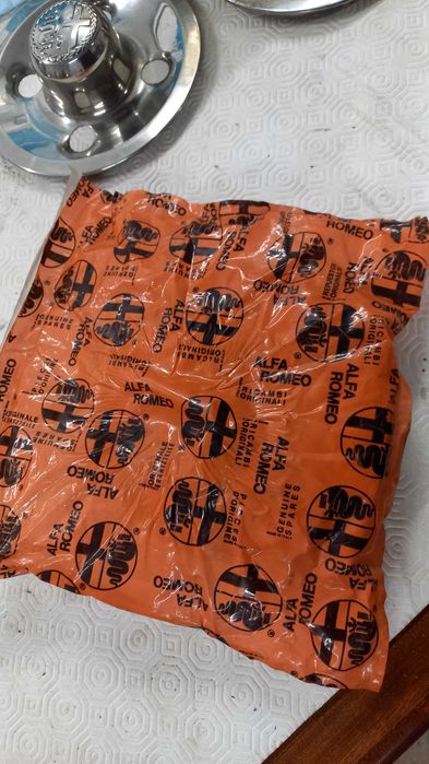 Tampões de roda 1300/2000 GTV Alfa Romeo