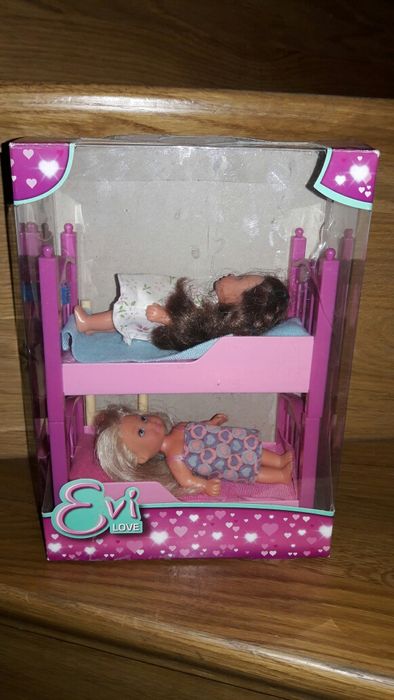 Дві ляльки Еві з двохповерховим ліжком Evi Love Simba