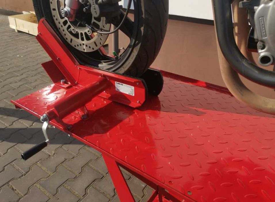 Platformowy podnośnik motocyklowy RAMPA PLATFORMA long