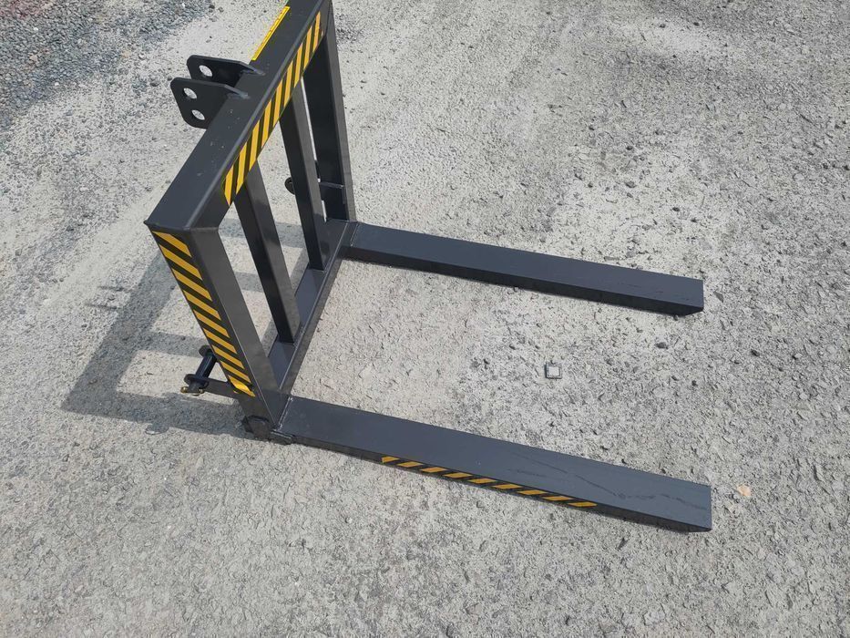 Widły do palet PALECIAK na tył TUZ na podnośnik 1200kg na tył ciągnika