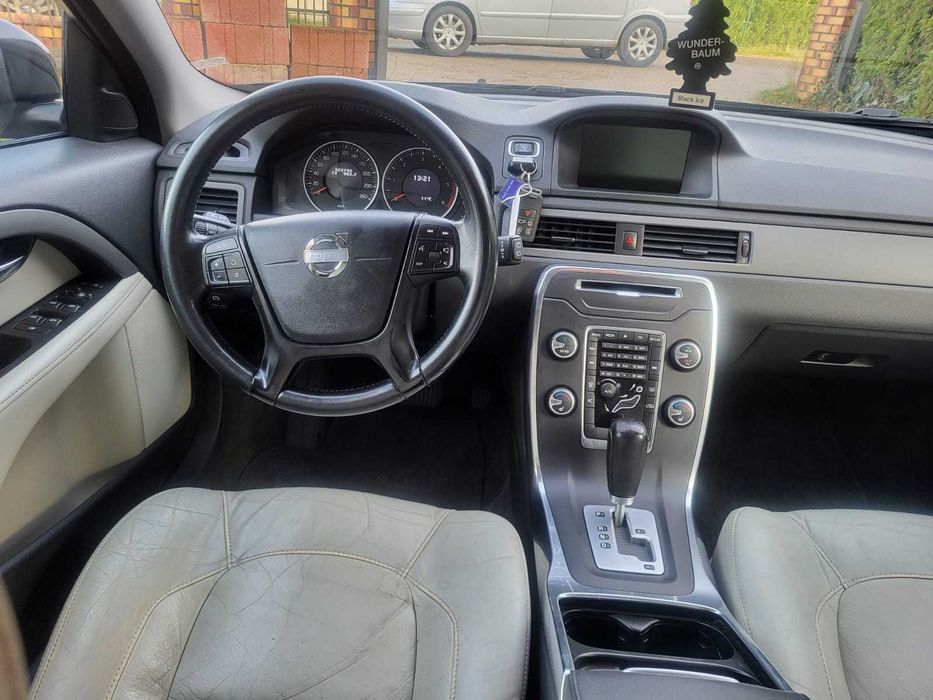 Piękne Volvo xc70 D5 2012r. 5 CYLINDRÓW Drive S/S Automat LIFT OKAZJA