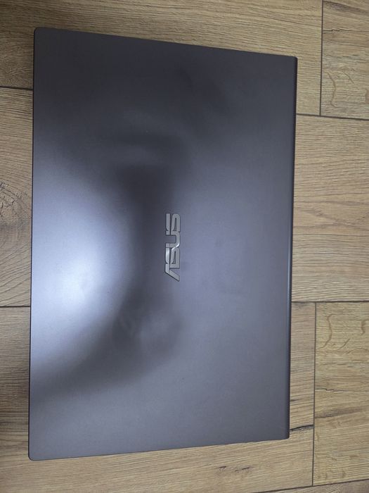 Asus  sonicmaster intel i7 10 gen 8gb ram 512 GB  ssd