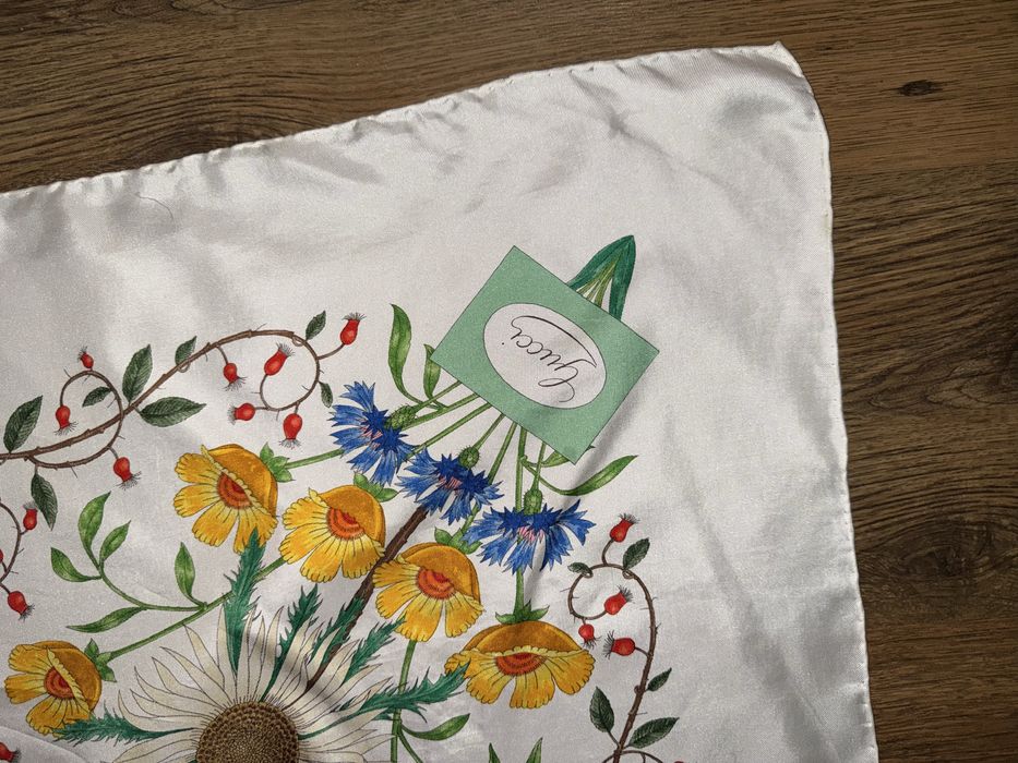 Вінтажний платок Gucci