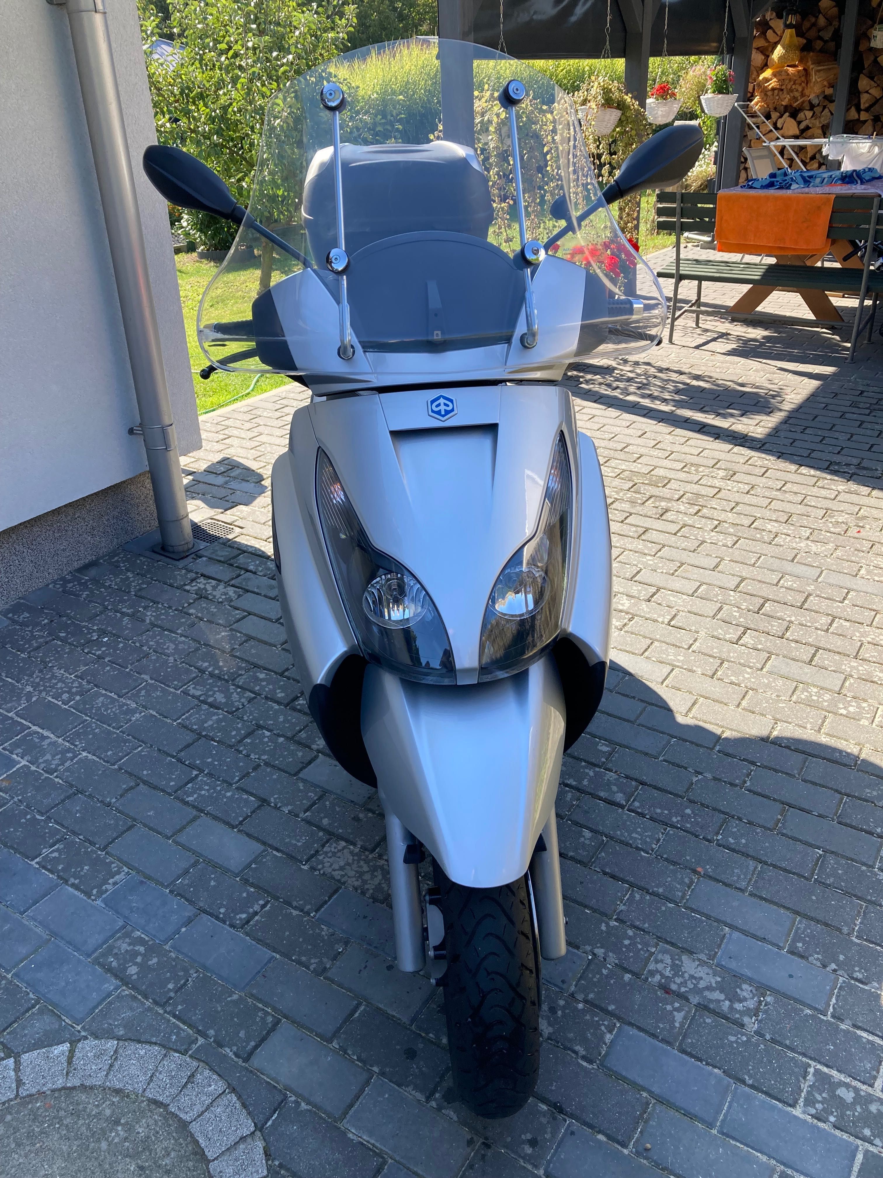 Sprzedam Piaggio X7 250ie