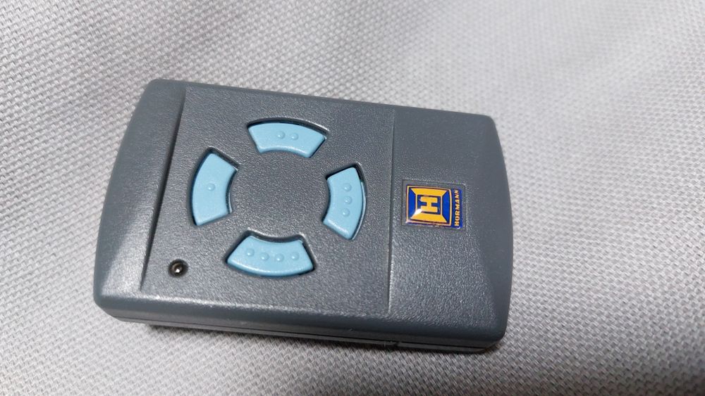 Пульт для воріт HORMANN