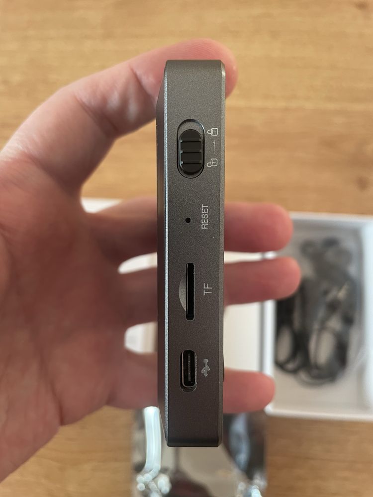 Продам Hi-Fi Плеєр Mrobo C5 (flac, mp3)
