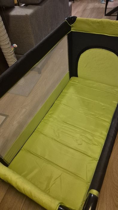 Łóżeczko turystyczne