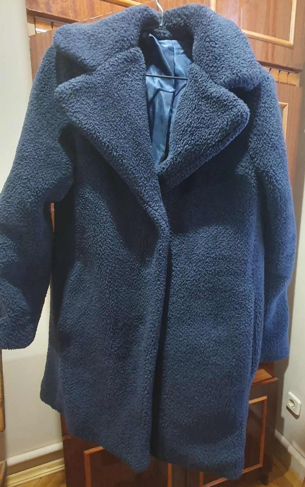 Продам куртки та  шуби