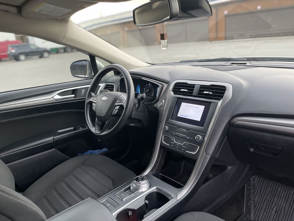 Продам Ford  fusion hybrid 2019