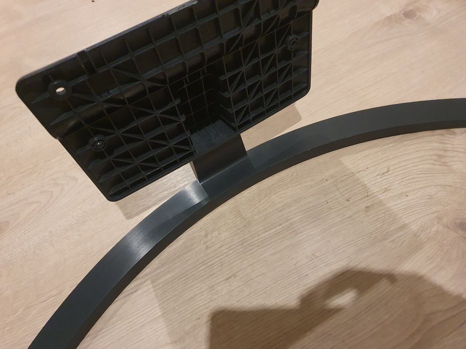 Stojak uchwyt pod telewizor podstawka tv