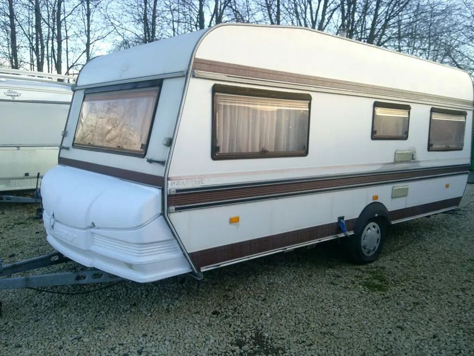 Hobby Prestige 535  łądny stan , dobra cena , sucha i czysta , transport gratis