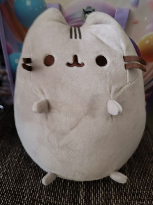 Продаю м'яку іграшку кіт Pusheen.