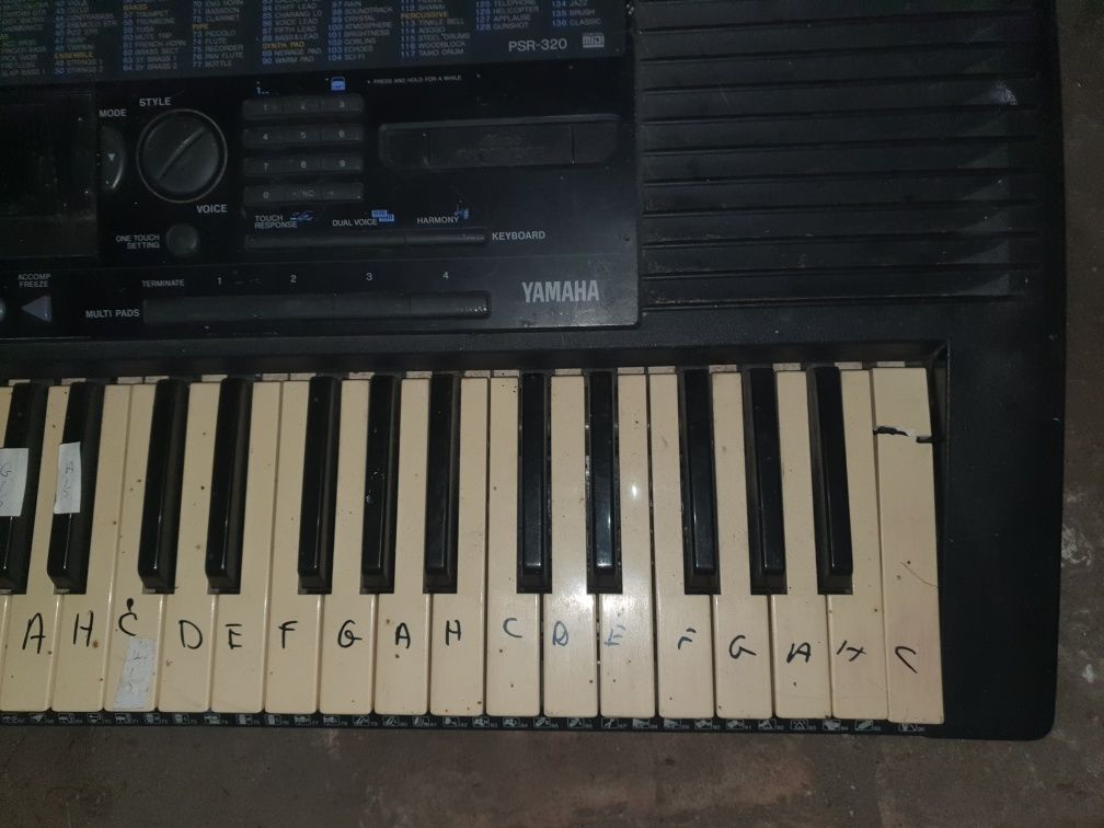 Keyboard Yamaha PSR 320