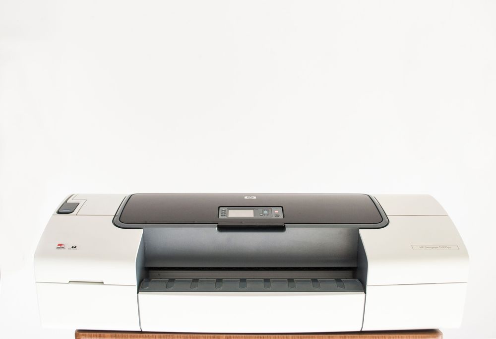 Plotter HP T1100PS 24 / A1 - Impressora Grande Formato