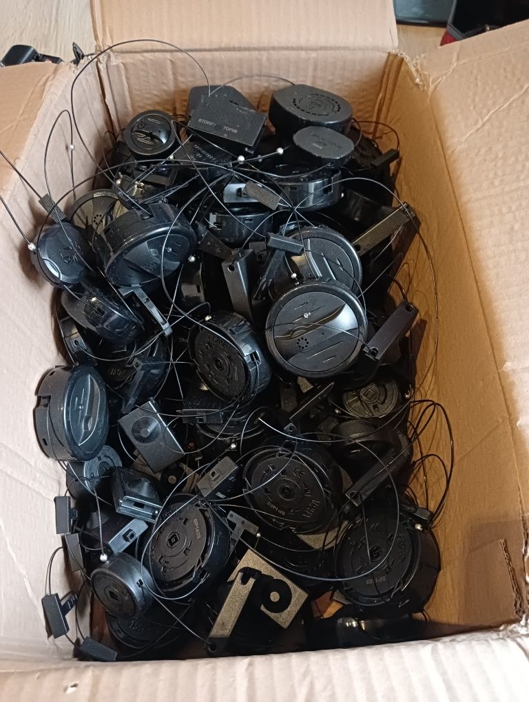 Pająk antykradzieżowy klips spajder