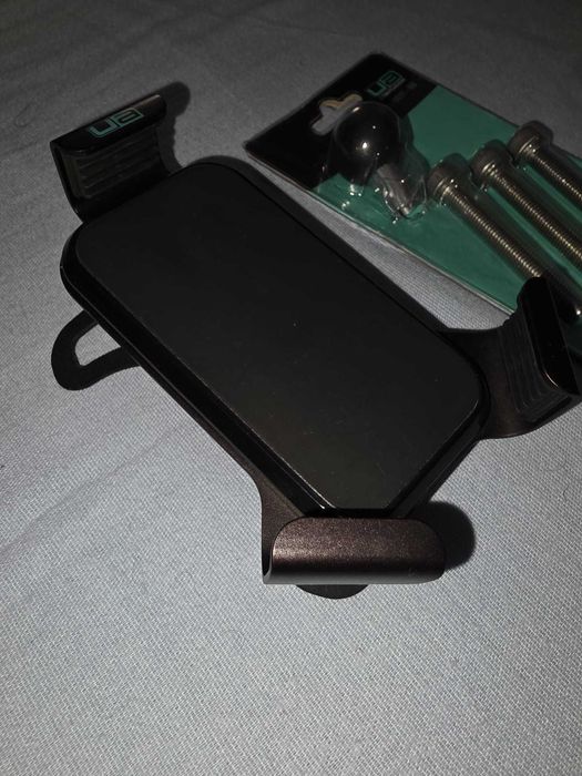 Ultimate Addons - Encaixes/Suporte para telemóveis na mota