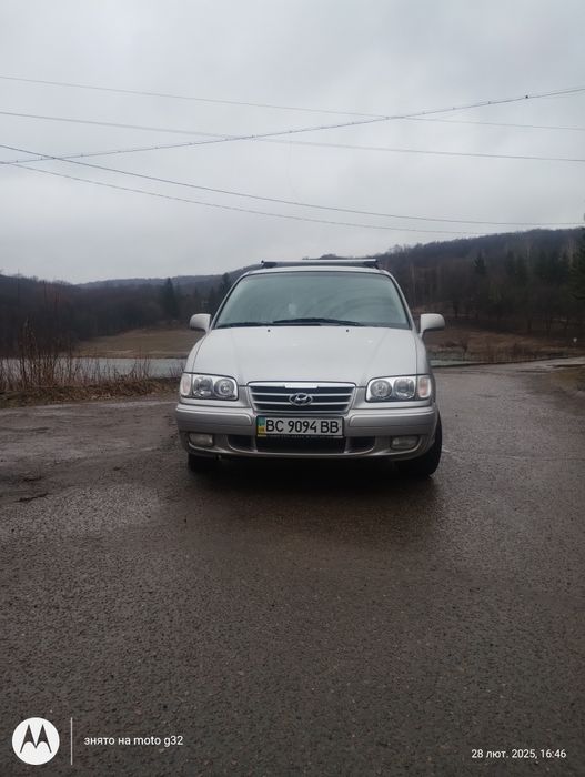 Мінівен hundai trajet 7місць