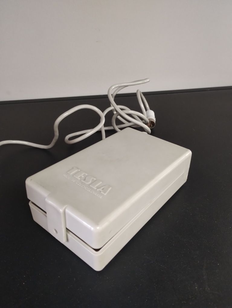 Mikrofon Tesla wraz z etui