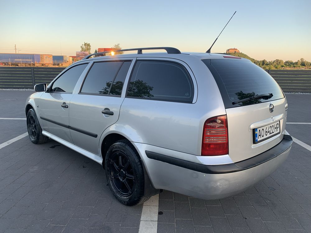 Skoda tour 2000 1,9 disel