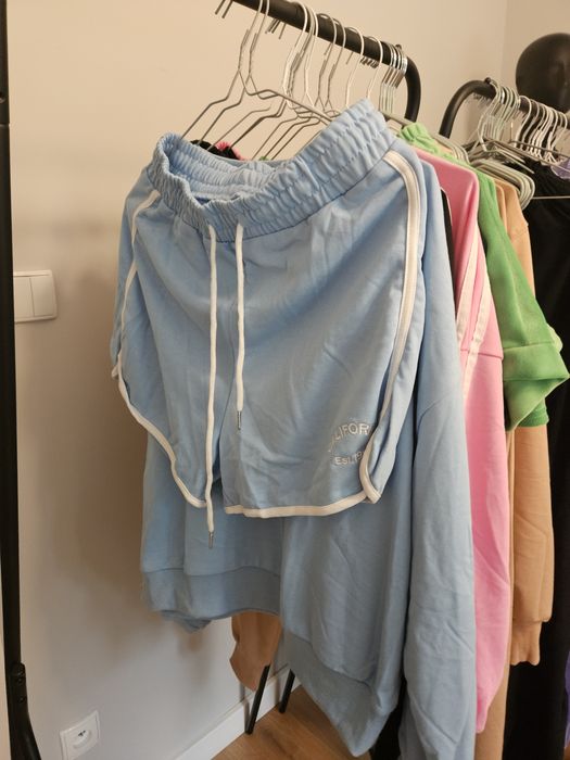 Dres bluza plus krótkie spodenki