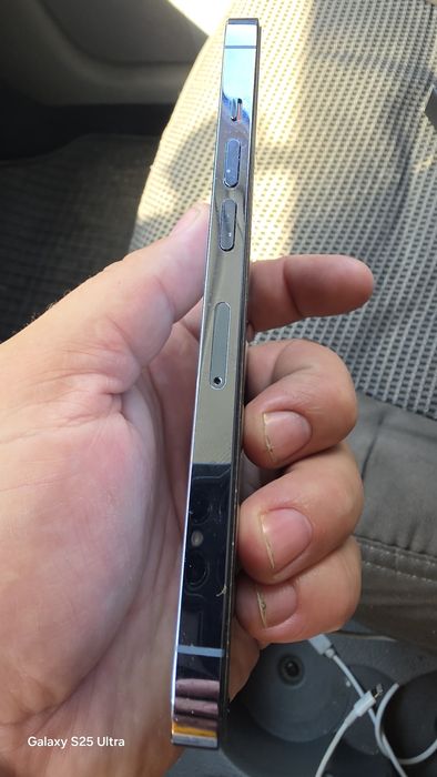 Продаю iPhone 13 про на 256 в хорошому стані