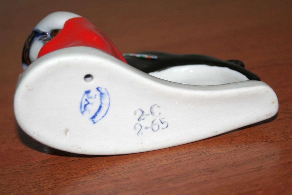 Статуэтка "Тореадор с быком".