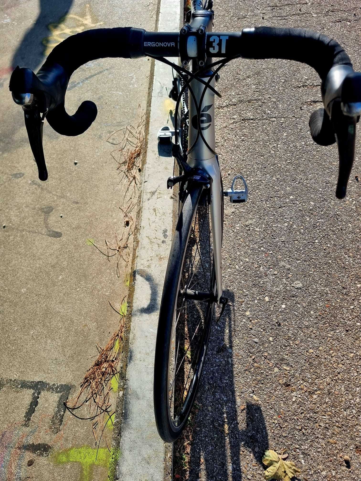 Bicicleta de estrada Cervelo R3 tamanho 54 (M)