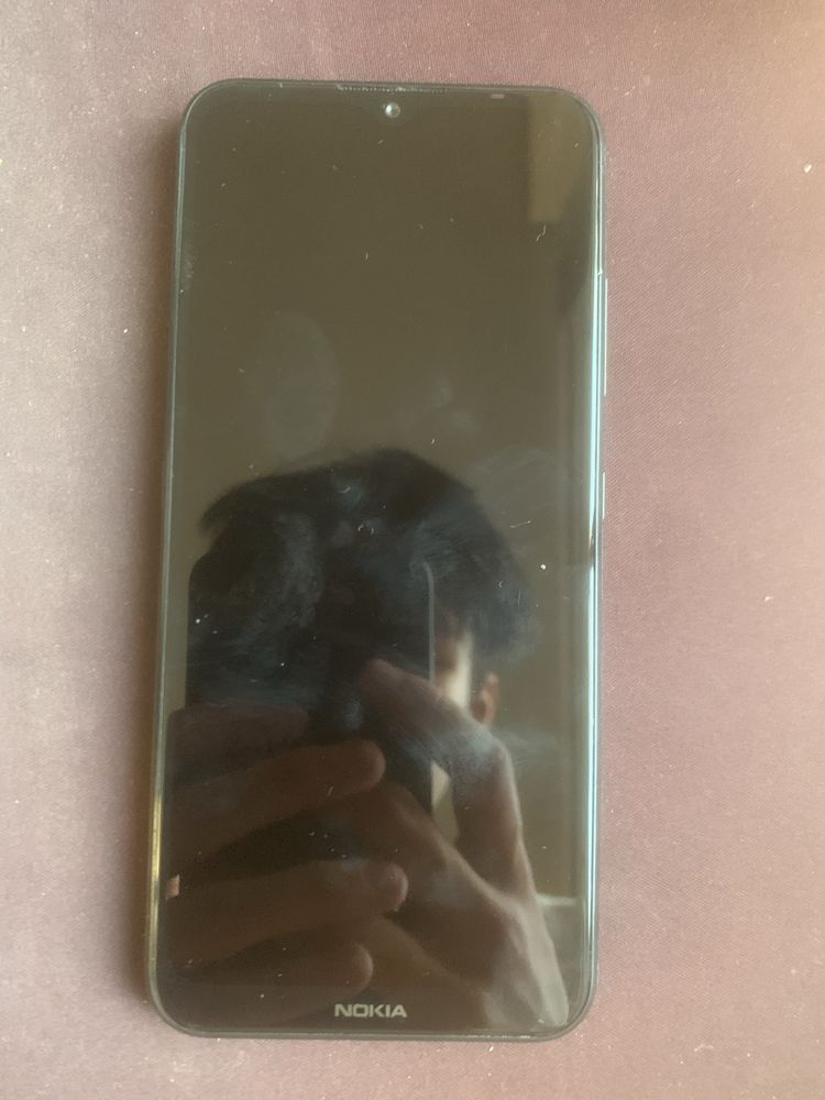 смартфон Nokia 1.4.