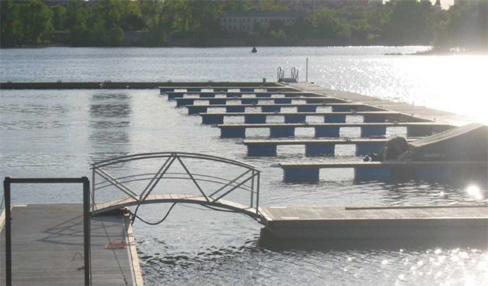 Pływaki do pomostów