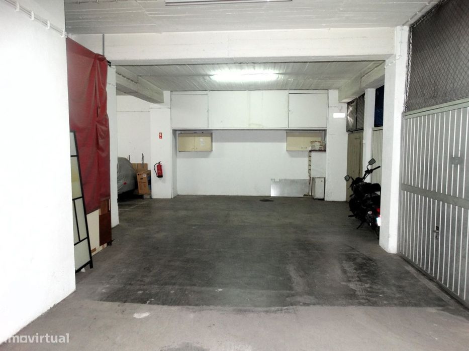 Lugar de Garagem - Miratejo