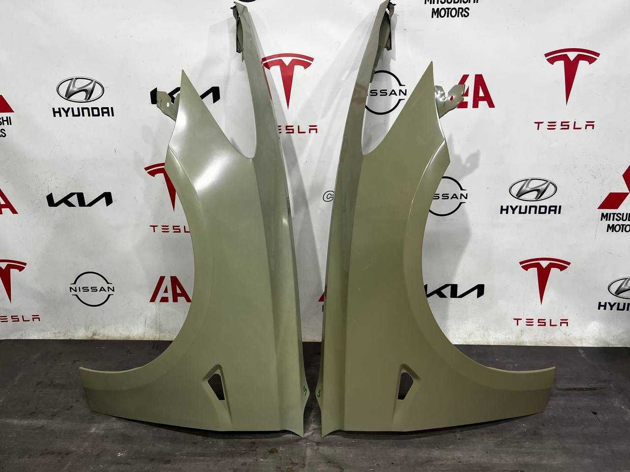 Крила передні Tesla model-3 нові аналог 1081400-EO-D 2017-2023