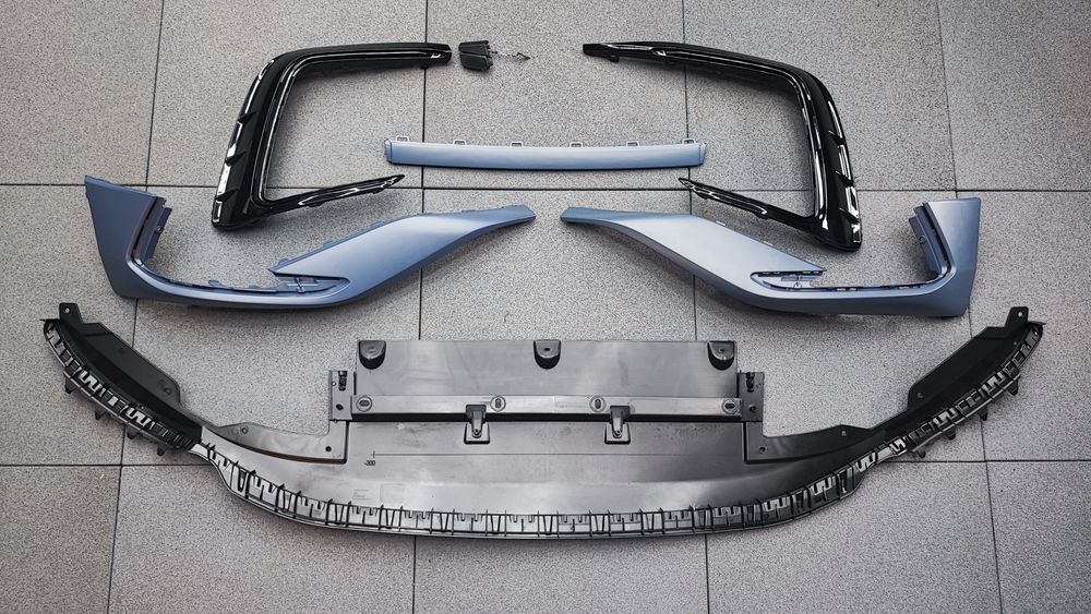 Накладка решітки бампера R-line VW Tiguan 22 23 24 Allspace молдінг