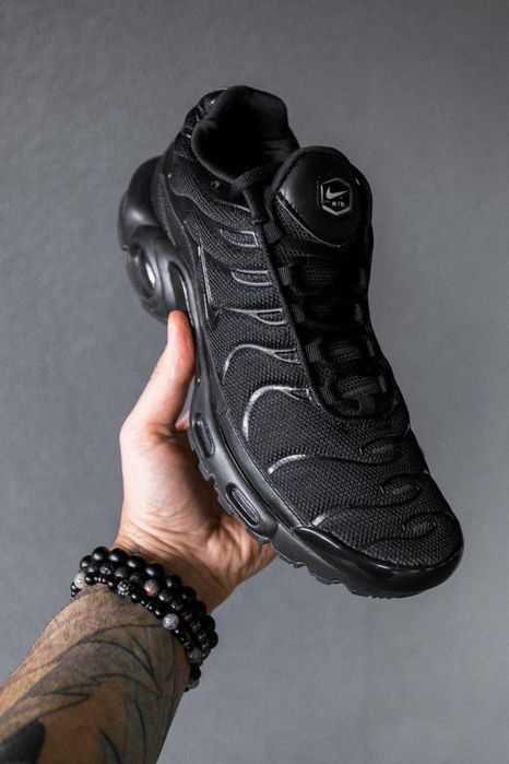 Кросівки чоловічі Nike Air Max Plus TN Full Black Найк Аір Макс ТН