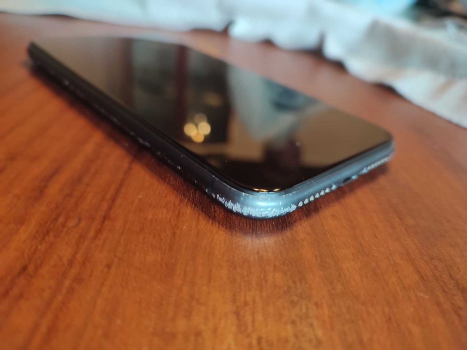 iPhone 11 128GB ecrã e bateria novas