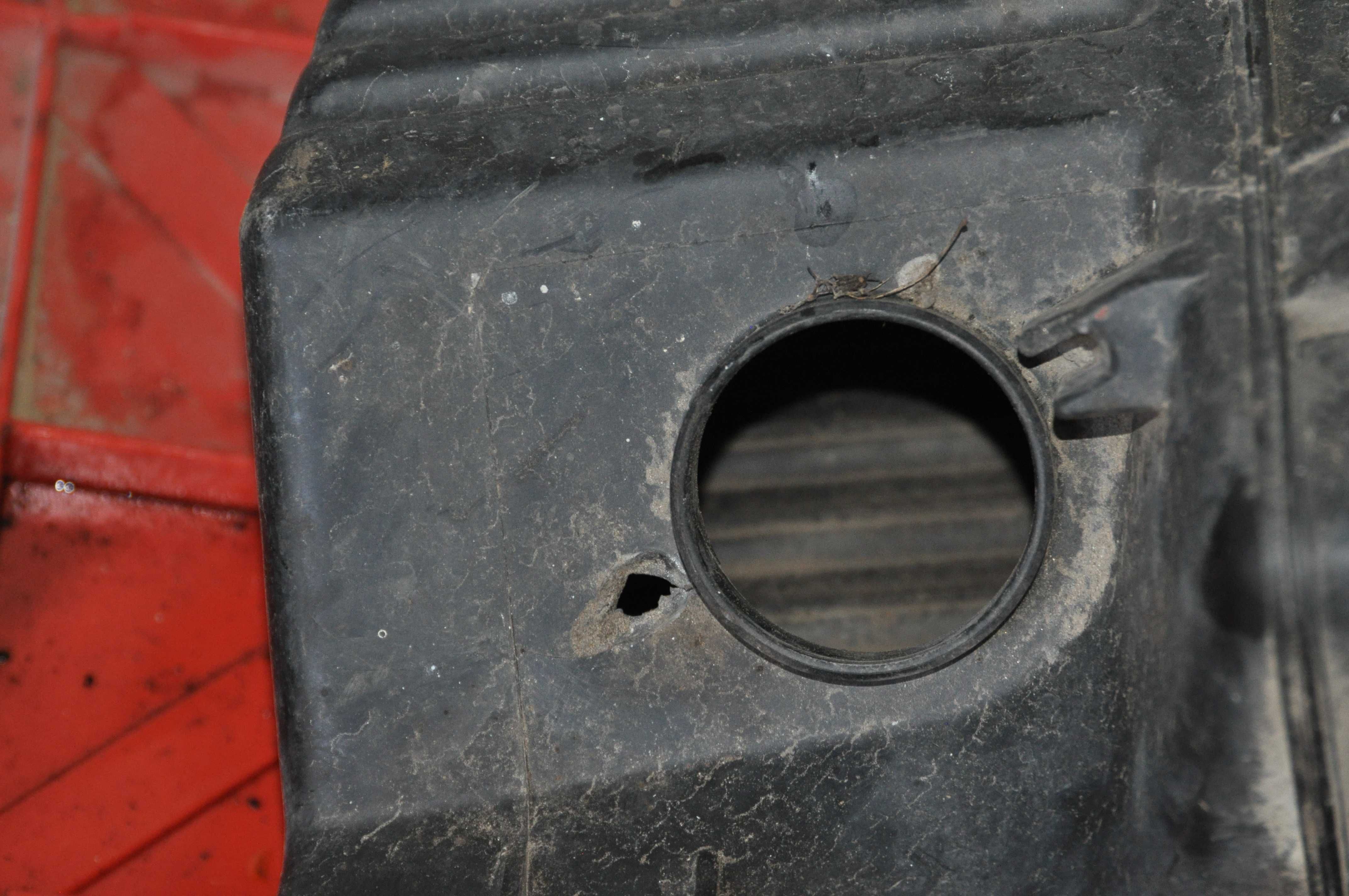 Chevrolet Aveo 96536720 корпус воздушного фильтра дефект