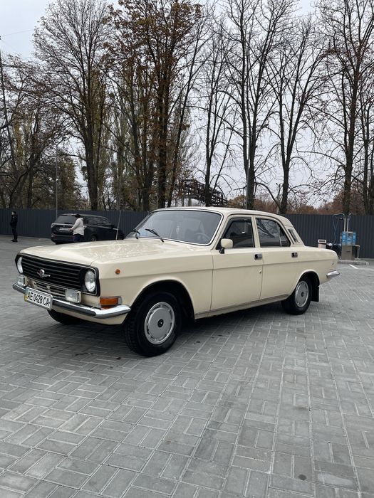 Волга (2410) газ (1989) год