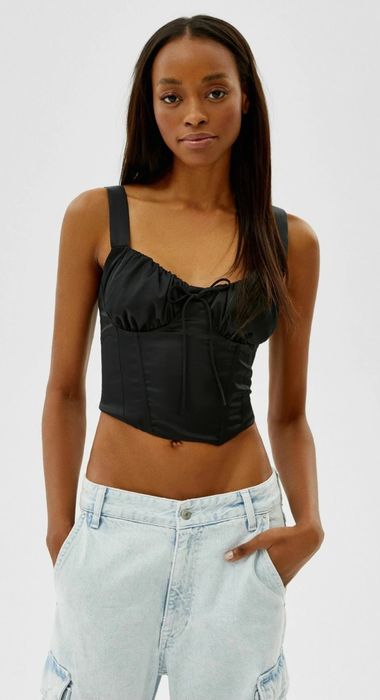 Krótki satynowy top Bershka roz. 36/S