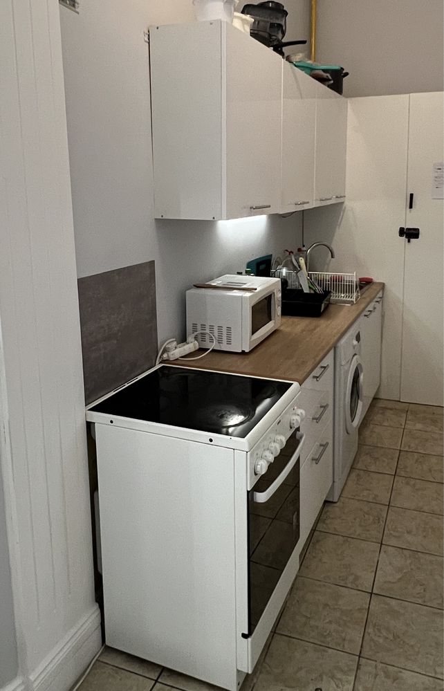 Przytulny pokój studencki w ścisłym centrum ul. 1 Maja 15, + balkon