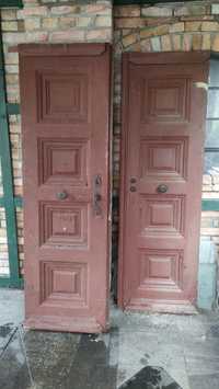 Stare poniemieckie drzwi dwyskrzydłowe - zewnętrzne