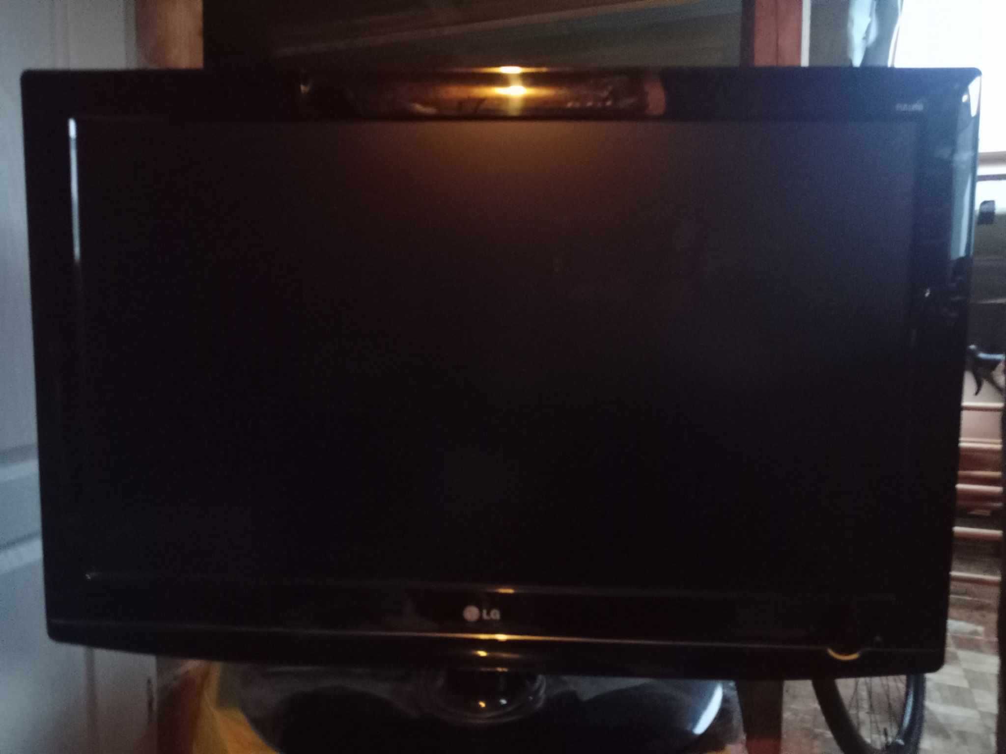 Telewizor LG 37" LCD