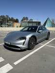Porsche taycan4 cross turismo