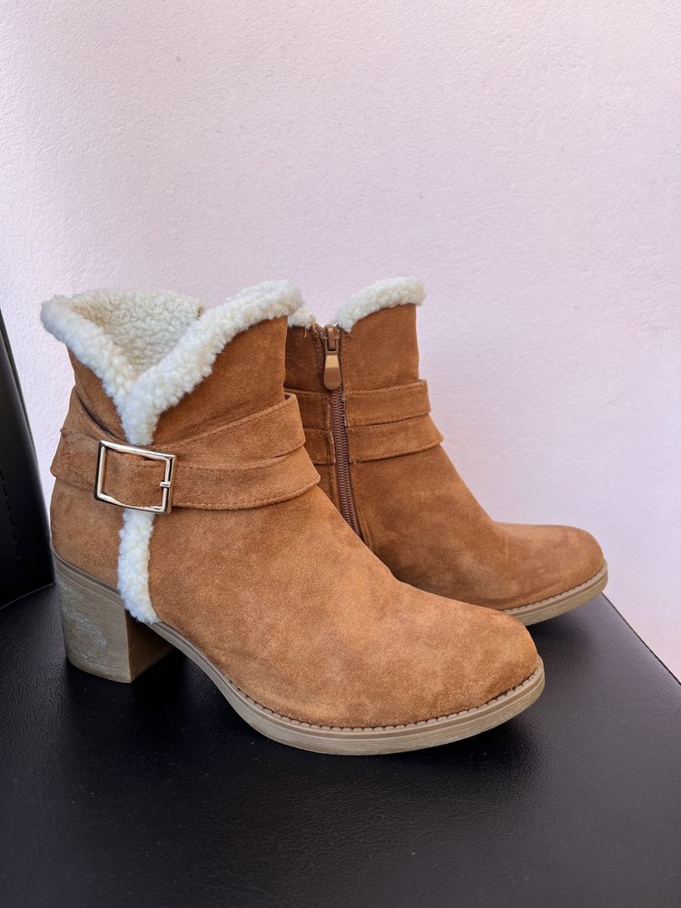 Botins camel forrados