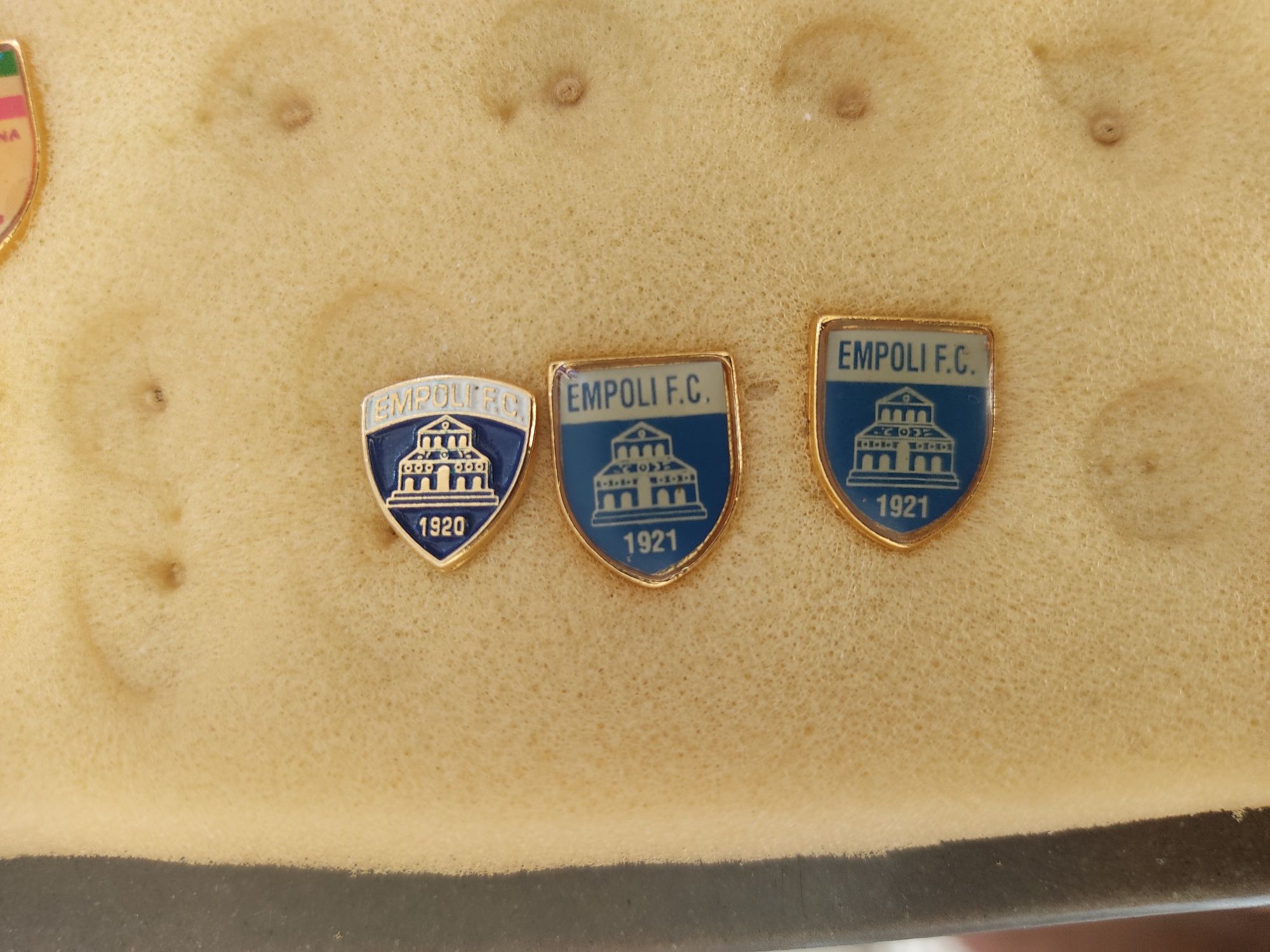 Pins Empoli Itália