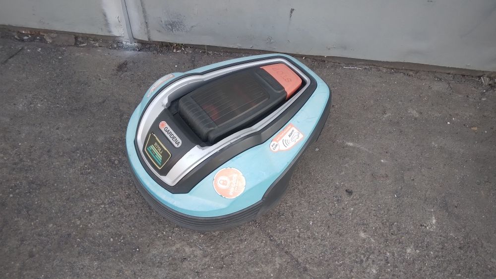 Robot koszący Gardena R70LI kosiarka samojezdna Gardena Husqvarn