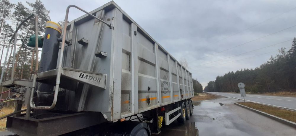 Продамо полуприцепи 45кубів Bador