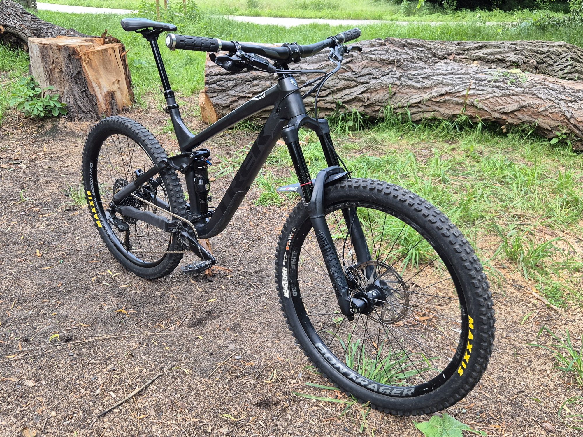 TREK Remedy 8, rozmiar L, koła 27.5" (enduro, trail)