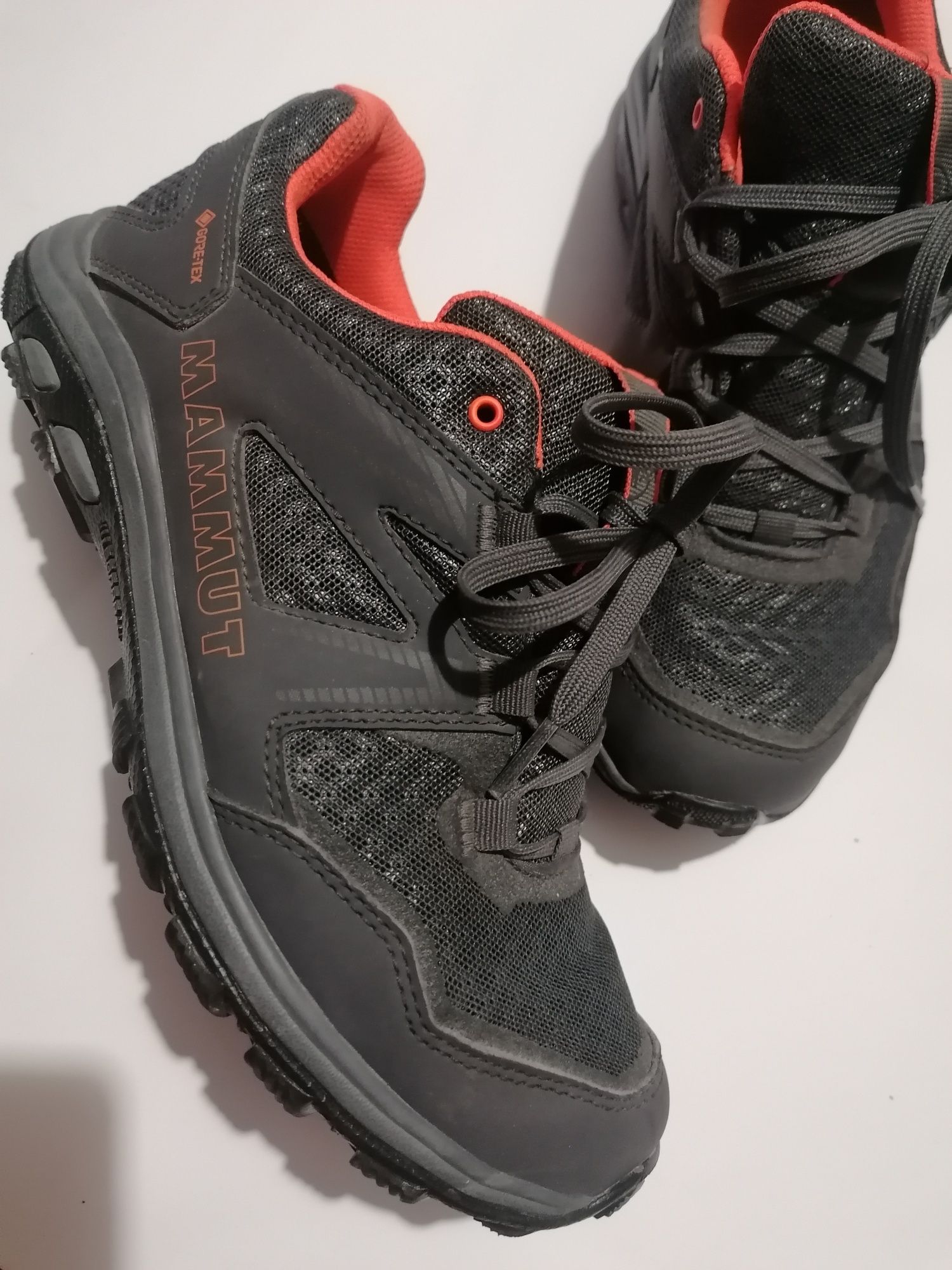 Ботинки mammut Terrion II low gtx 40р