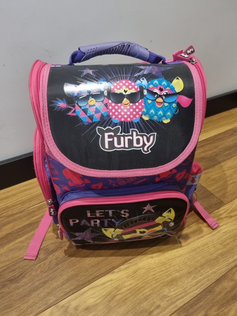 Tornister kasetonowy, plecak szkolny Furby